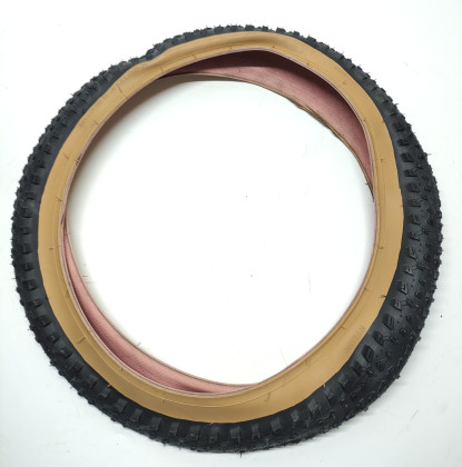 Покрышка 18" *2,125, D-1101, коричневая полоса